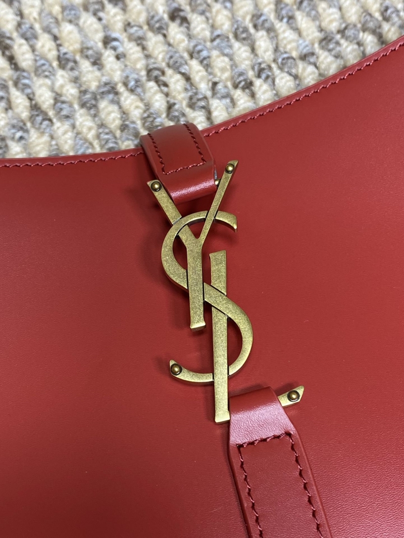 Y51 hobo bags